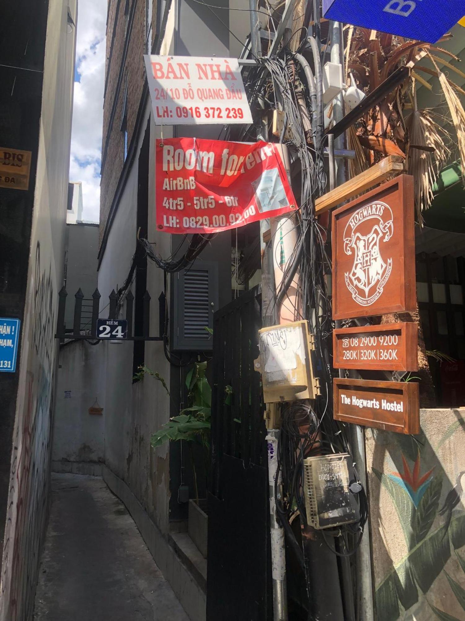 The Hidden Hogwarts - Nearly Bui Vien Walking Street Aparthotel Ho Şi Min Exterior foto