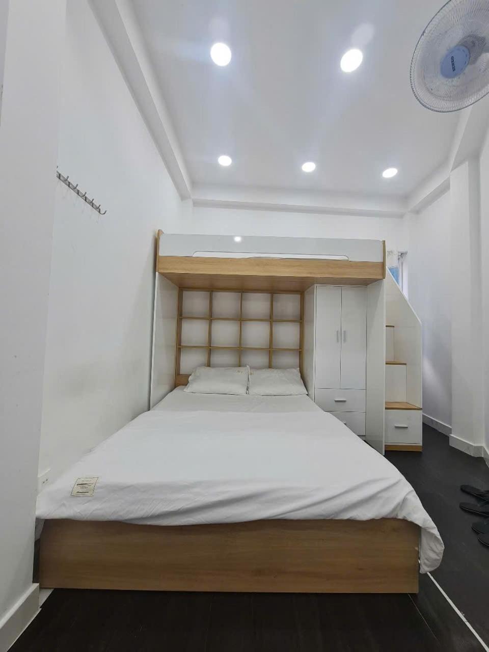 The Hidden Hogwarts - Nearly Bui Vien Walking Street Aparthotel Ho Şi Min Exterior foto